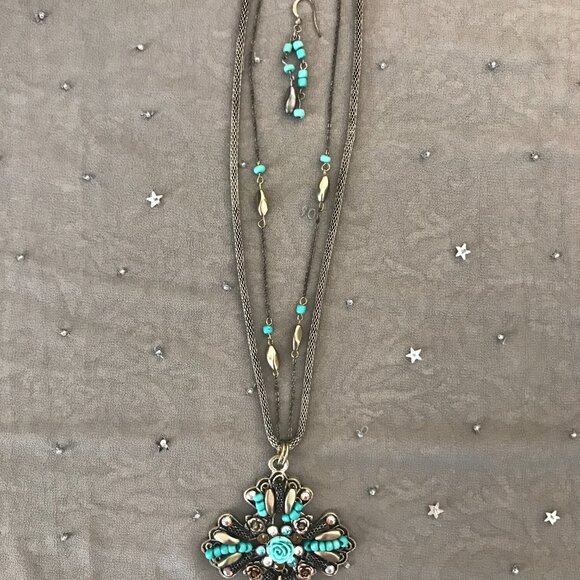 efm double silver strand cross necklace - Picture 6 of 6